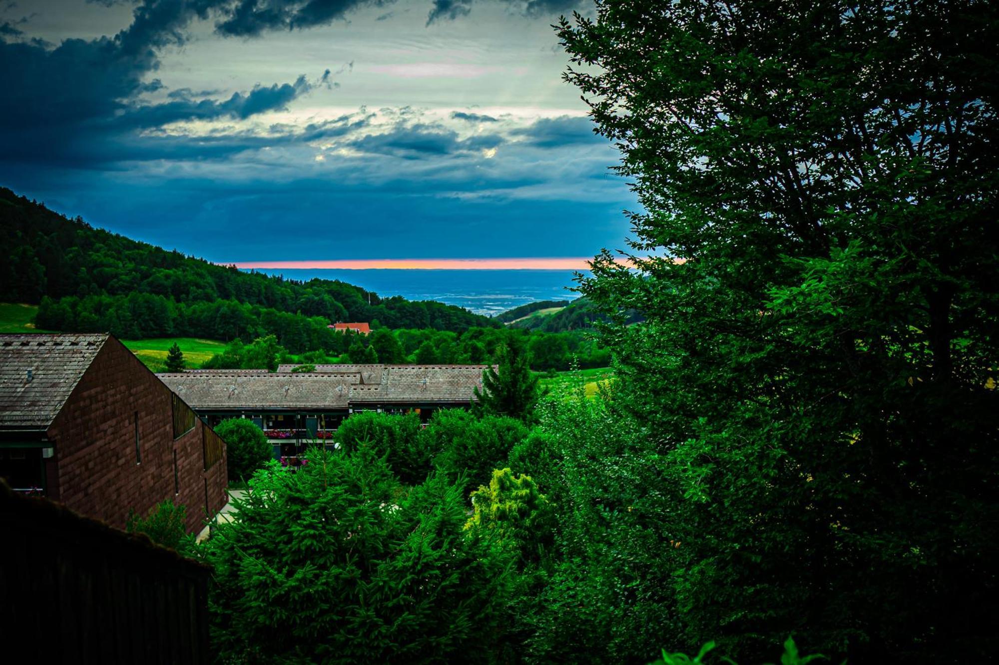 Natur Tanken Im Schwarzwald Sasbachwalden Buitenkant foto